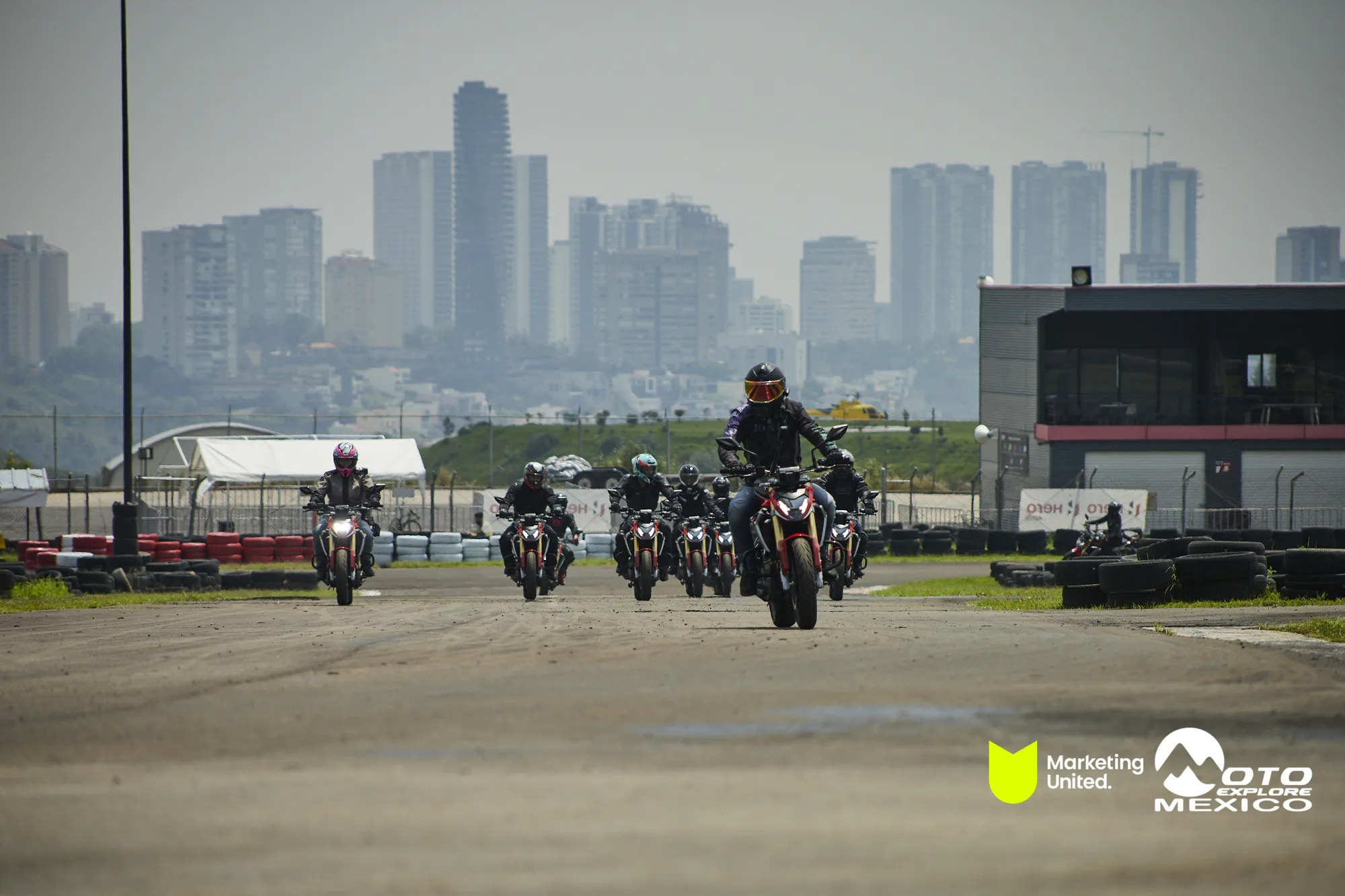 HUNK TRACKDAY 89